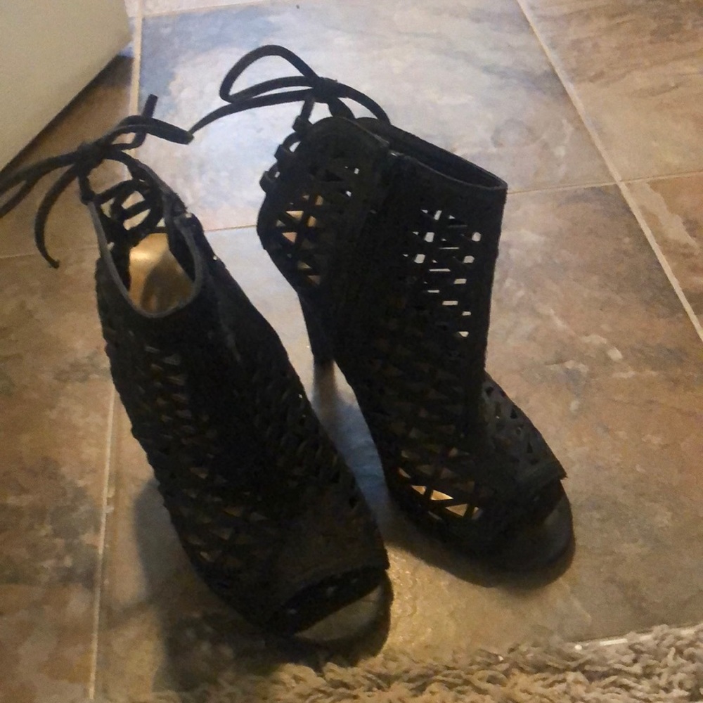 Lauren Conrad heels
